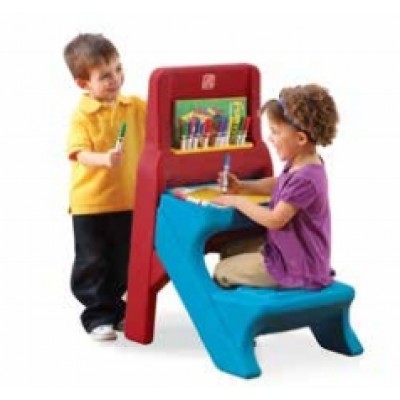 سبورة و مكتب الطفل